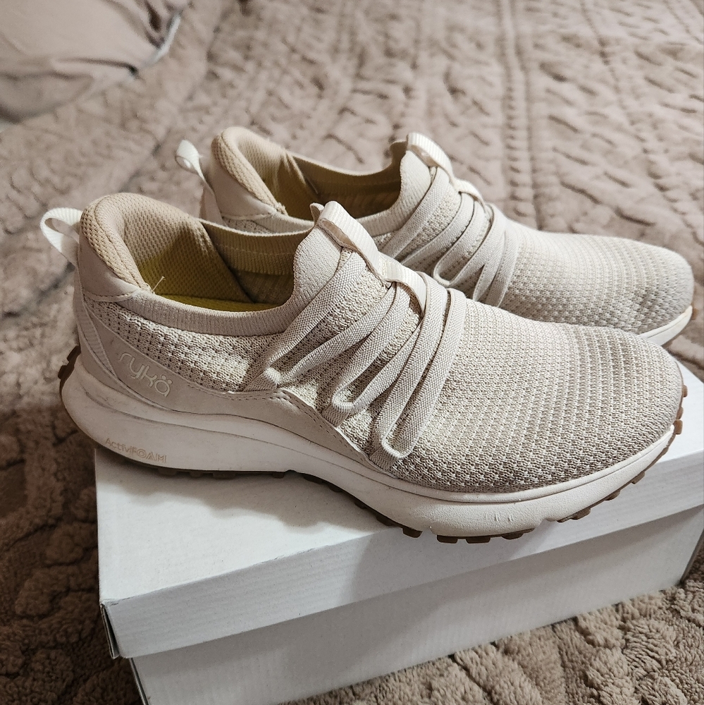 RykaSlip On Women's Cream Sneakers